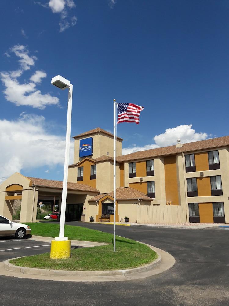 Baymont By Wyndham Pueblo Hotel Eksteriør billede