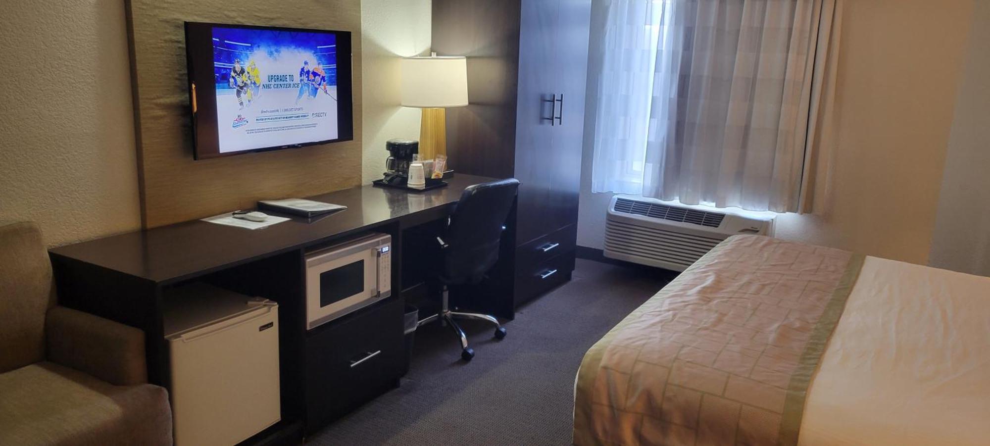 Baymont By Wyndham Pueblo Hotel Eksteriør billede